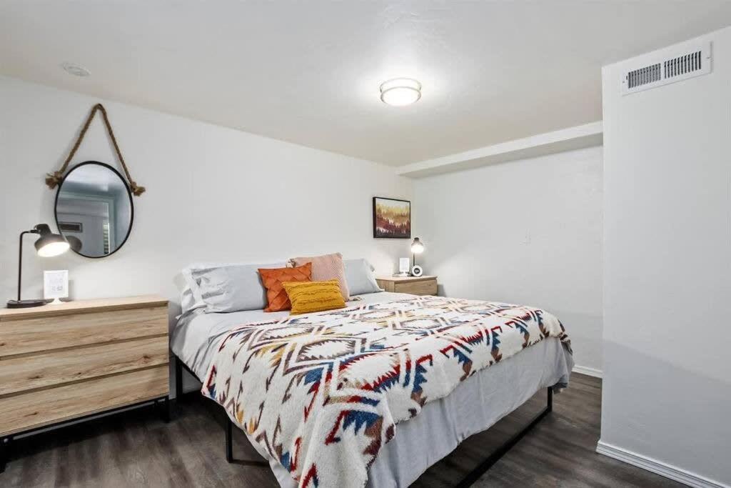 #Stayinmydistrict Twin Falls Pendleton Chic Suite Exterior photo