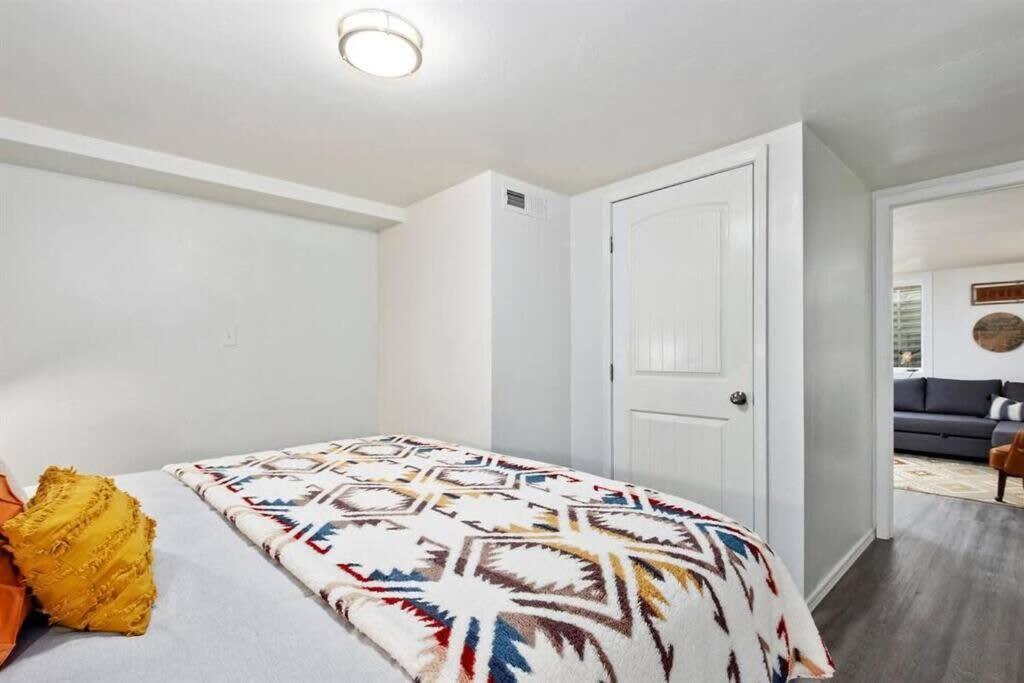#Stayinmydistrict Twin Falls Pendleton Chic Suite Exterior photo