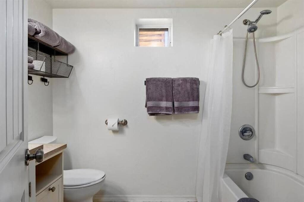 #Stayinmydistrict Twin Falls Pendleton Chic Suite Exterior photo